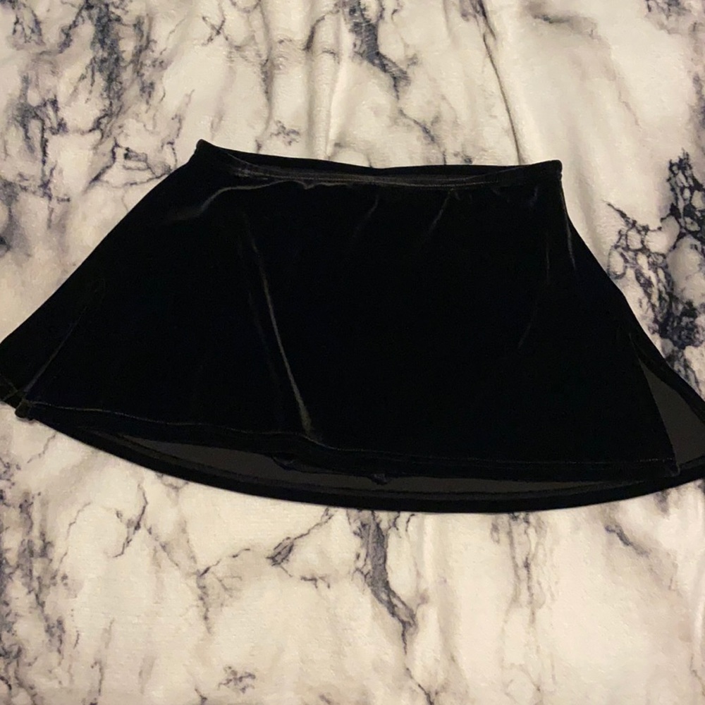 Mondor figure skating skirt